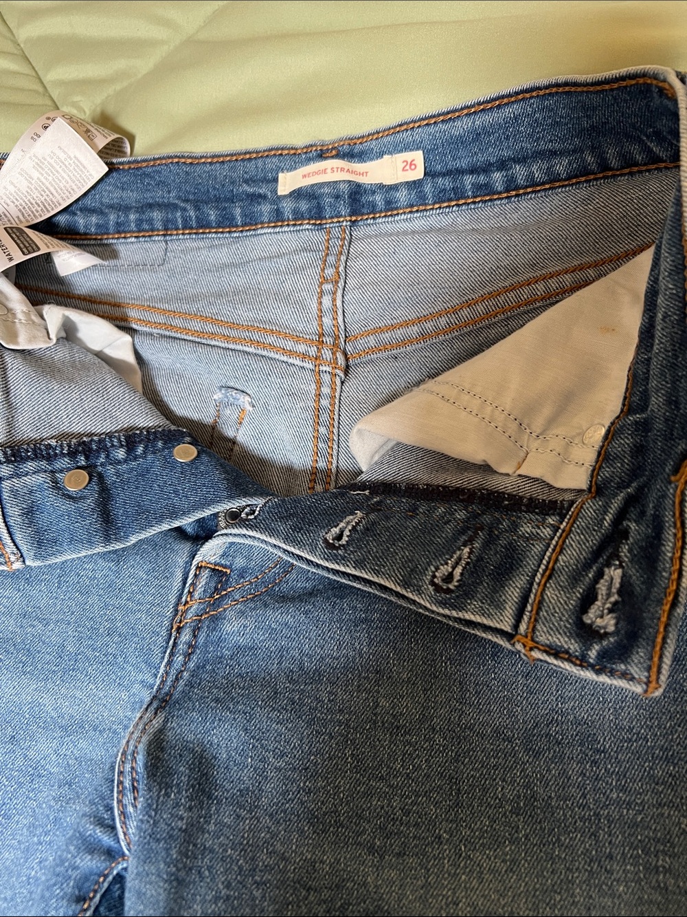Levi’s Wedgie Straight Jeans